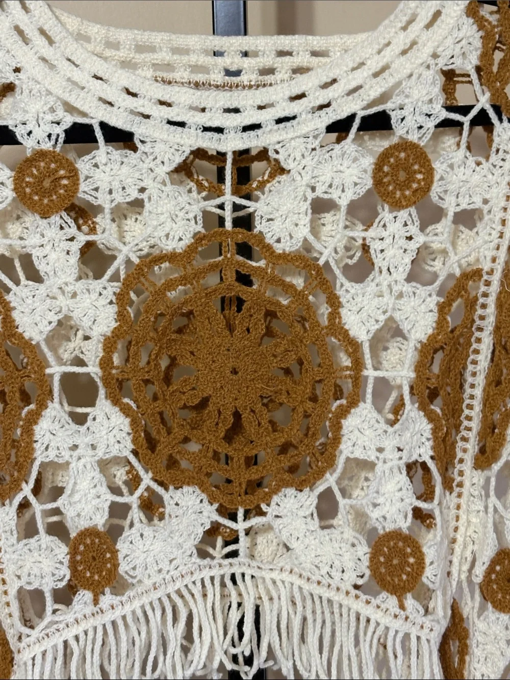 055 NWOT Boho Crochet Fringe Poncho sleeved - Cream and Brown